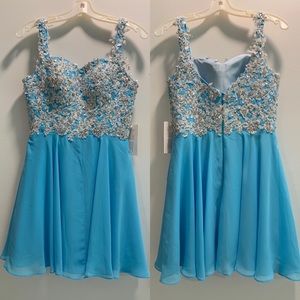 Never worn tags still on nice dress